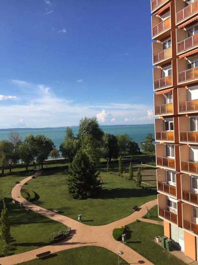 Kr Apartman Siófok Extérieur photo
